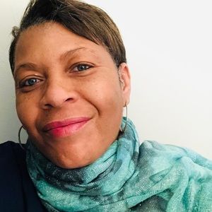 Meet your Posher, Lavonna